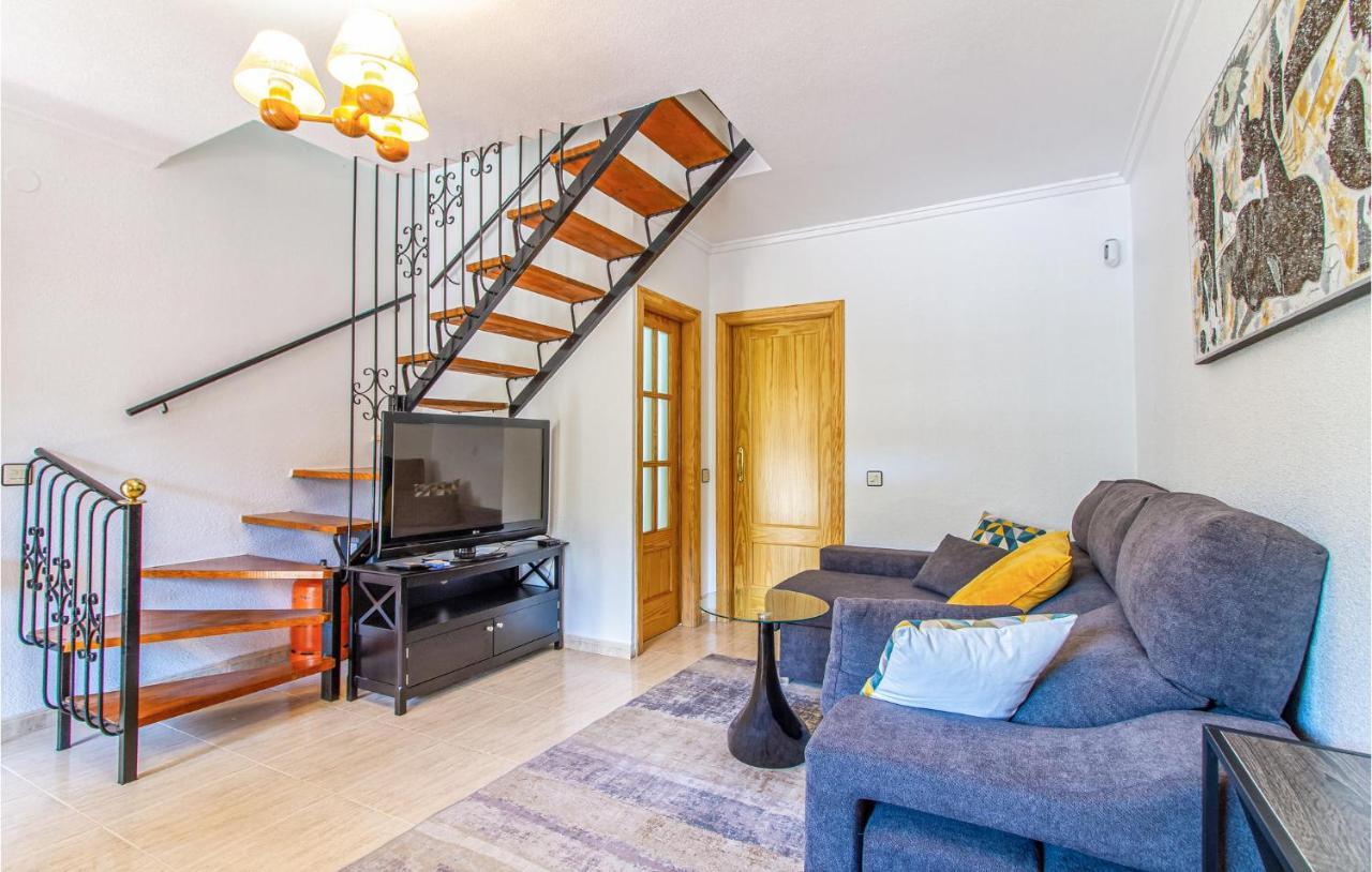 Stunning home in Los Alczares with WiFi&2 Bedrooms Los Alcázares Exterior foto